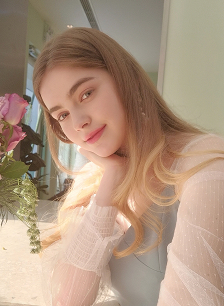HUAWEI P40 lite front camera for AI beauty selfie