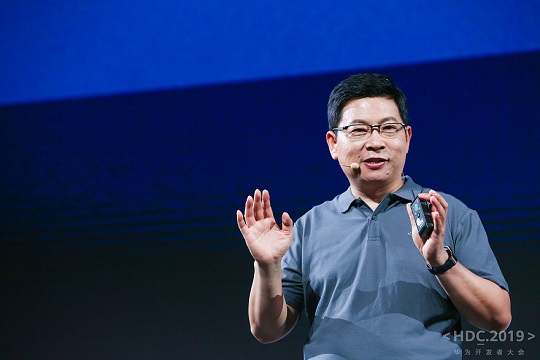 Huawei predstavil porazdeljeni operacijski sistem HarmonyOS