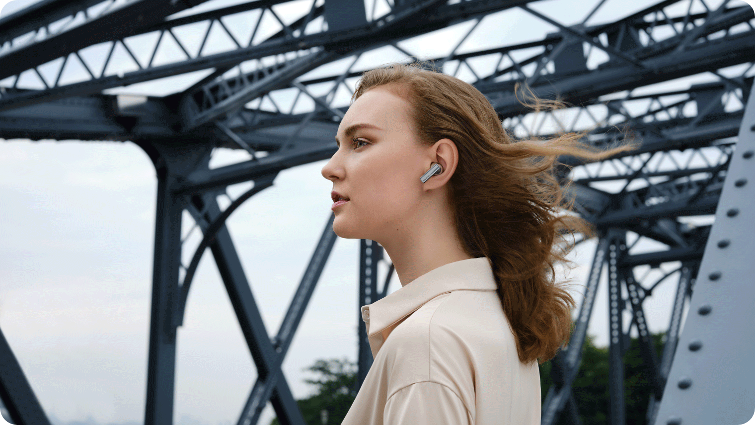 HUAWEI Freelace Pro-wind-noise-cancellation