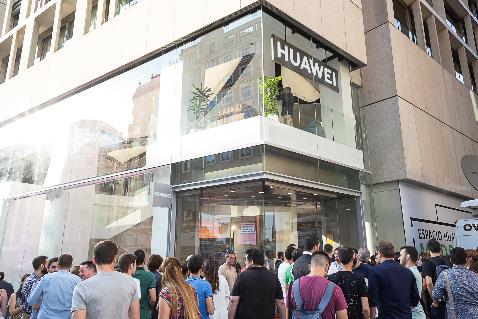 Huawei eröffnet neue Flagship-Stores in Westeuropa